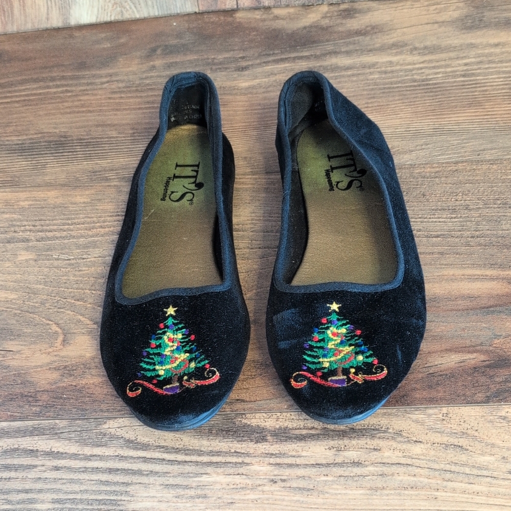 It's Happening Black Velvet Embroidered Christmas Ballet Flats 7.5        M533